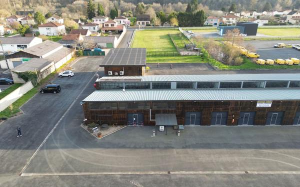 Maison à vendre    4 pièces •  Lalinde