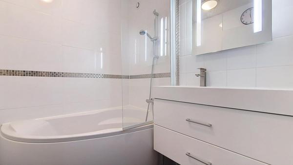 Appartement 4 pièces, 3 chambres, très bon état général