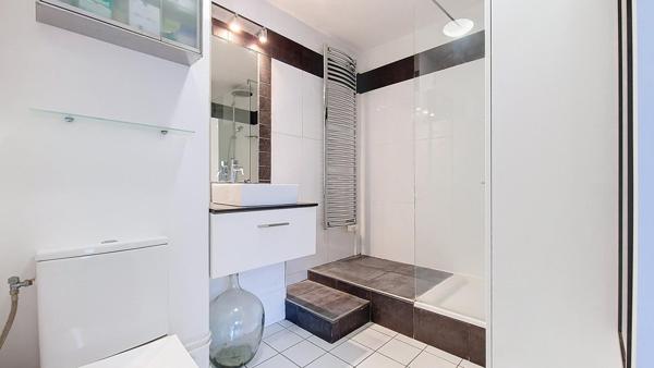 Appartement 4 pièces, 3 chambres, très bon état général