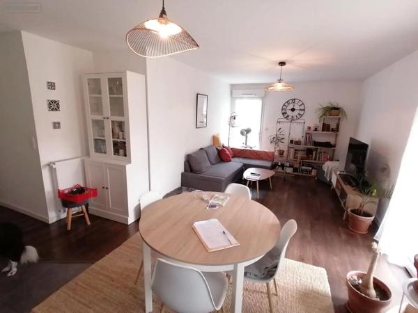 Location - Appartement Bruz 35170 3 pièces 65 m 2 89 m 2