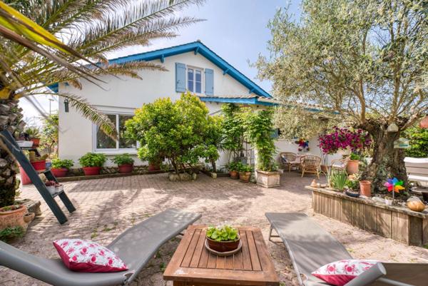 Maison de charme 4 Chambres au pied des plages de Domino