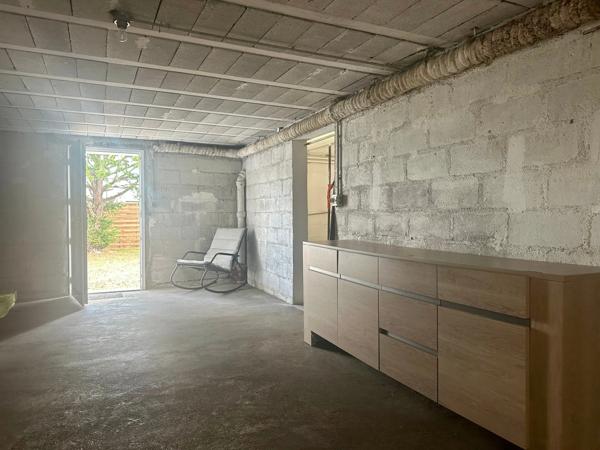Maison à vendre Saumur- 3 Chambres - Garage - Jardin. Secteur Bagneux