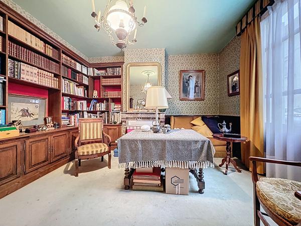 Maison spacieuse à vendre à Longue Jumelles