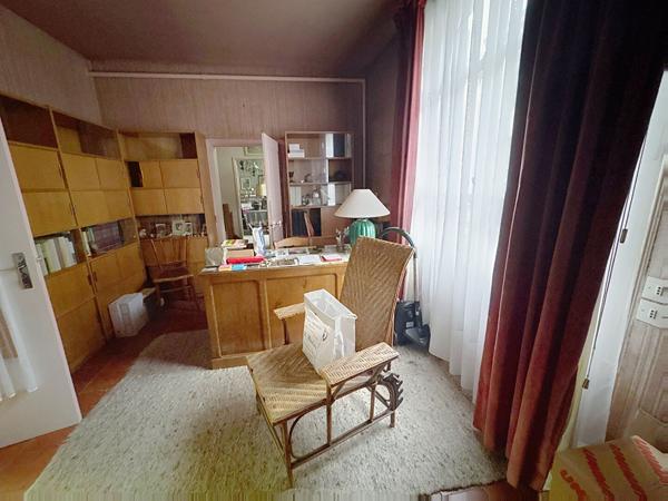 Maison spacieuse à vendre à Longue Jumelles