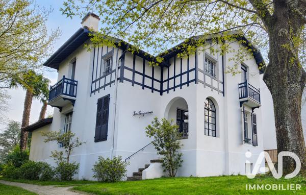 Maison à vendre 7 pièces 181 m² Pau