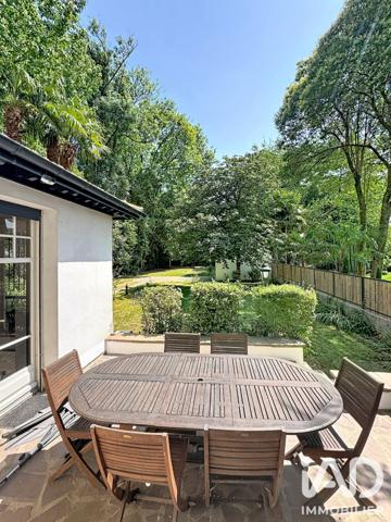 Maison à vendre 7 pièces 181 m² Pau