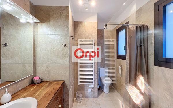 Maison à vendre    8 pièces •  Porto-Vecchio