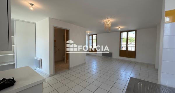 Location Studio 35.03 m² - Sarrians 84260