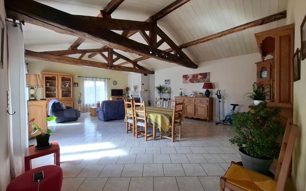 Maison à vendre    3 pièces •  Saujon