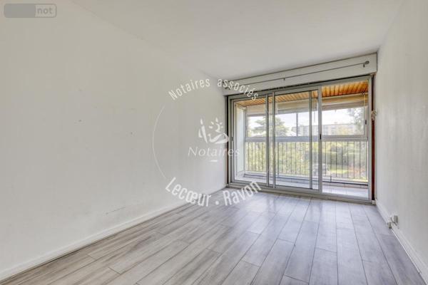 Appartement à vendre à Le Chesnay-Rocquencourt dans les Yvelines (78150), ref : 92076-77