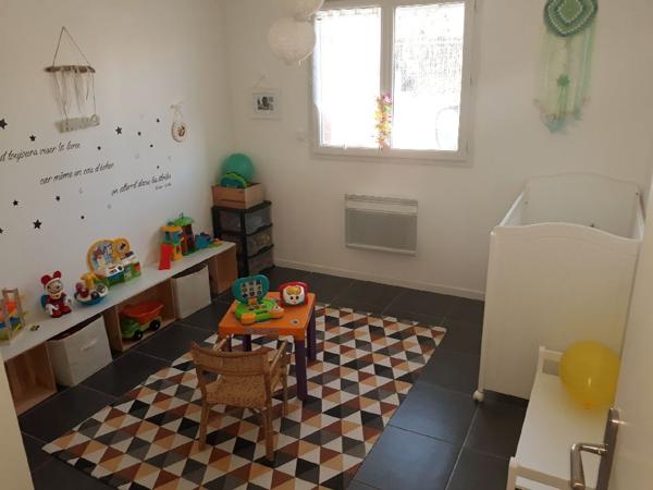 Arras (62000) MAISON INDIVIDUELLE DE PLAIN PIED DE 88 M² - 2 CHAMBRES - PLACE DE PARKING PRIVATIVE ET JARDINET - ARRAS