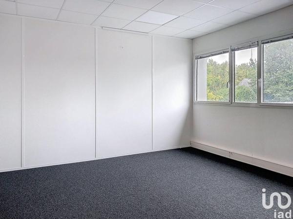 Location bureaux 276 m² Saint-Grégoire