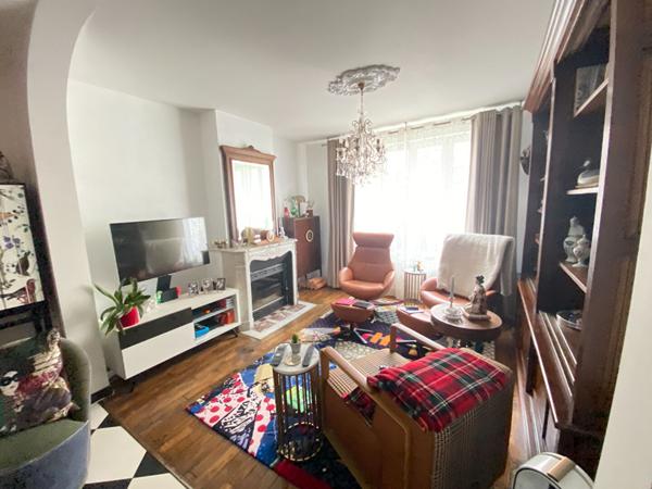Maison de ville 5 pièces à vendre au centre de Saint Quentin - Réf 6070