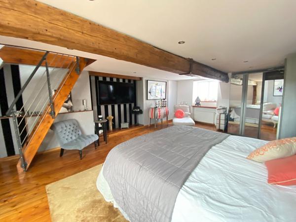 Maison de ville 5 pièces à vendre au centre de Saint Quentin - Réf 6070