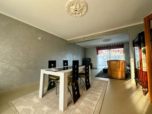 Maison à vendre à Semoy-Belle maison familiale avec prestations de qualité, proche transports et commodités