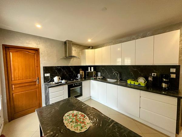 Maison à vendre à Semoy-Belle maison familiale avec prestations de qualité, proche transports et commodités