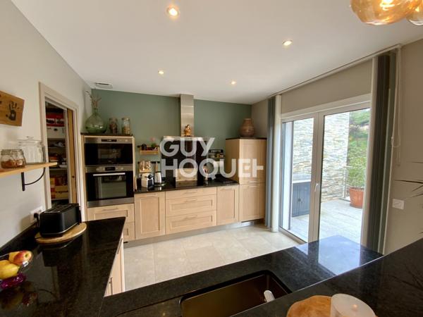 MAISON À VENDRE DE 6 PIÈCES DE 175,29 M²