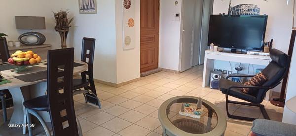 Superbe et Vaste T2 Rez de Jardin!