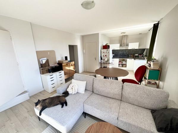 Appartement à vendre |  Lescure-d'Albigeois |  3 pièces | 53 m²