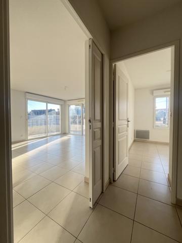 Cagnes-sur-Mer (06800) APPARTEMENT AVEC GARAGE PARKING ET VUE MER