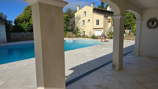 Maison à vendre 7 pièces LORGUES (83)