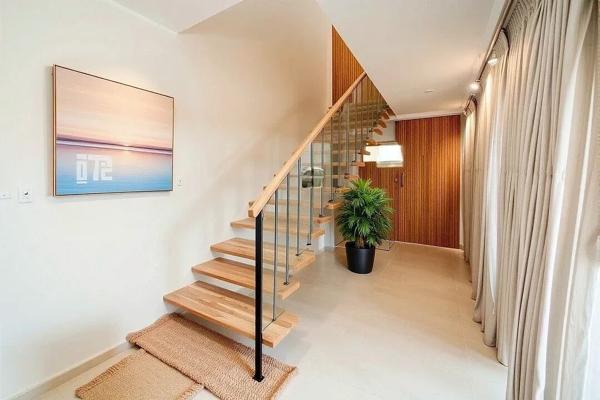 Maison + local commercial Saint Xandre Centre bourg