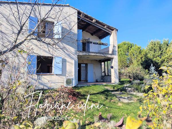 Maison 8 pièces - 200 m² Exclusivité efficity