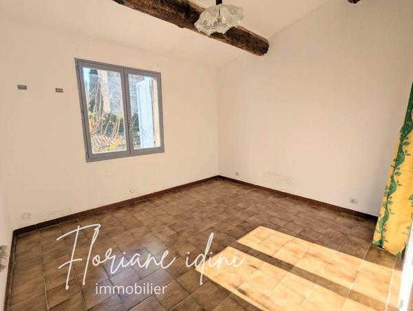 Maison 8 pièces - 200 m² Exclusivité efficity