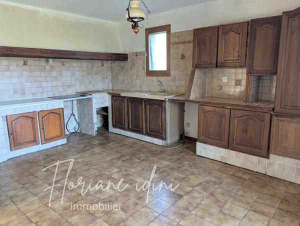 Maison 8 pièces - 200 m² Exclusivité efficity