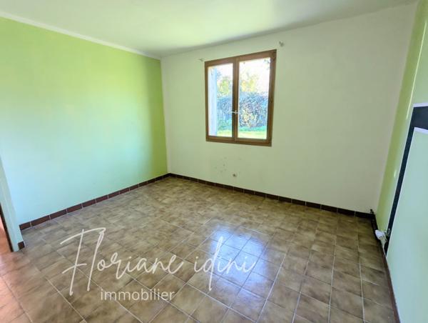 Maison 8 pièces - 200 m² Exclusivité efficity