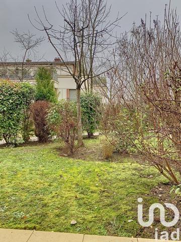 Appartement 5 pièces de 124 m² à Garches (92380)