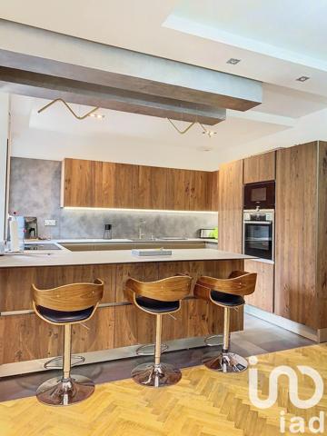 Appartement 5 pièces de 124 m² à Garches (92380)