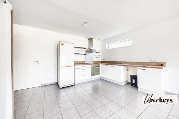 Maison familiale 3 chambres de plain-pied au calme – Nantes La Haluchère, jardin & garage