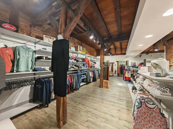 IMMEUBLE DE RAPPORT AU CENTRE-VILLE D’EAUZE