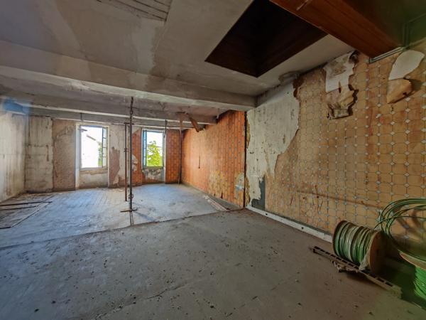 IMMEUBLE DE RAPPORT AU CENTRE-VILLE D’EAUZE