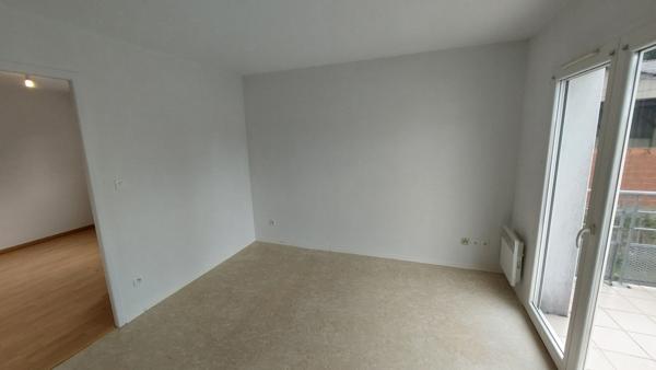 A louer appartement T2 MONT DE MARSAN balcon parking