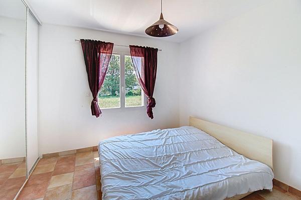 A VENDRE - Maison Draguignan 5 pièces 140 m² + 15 m² garage sur 4278 m² de jardin