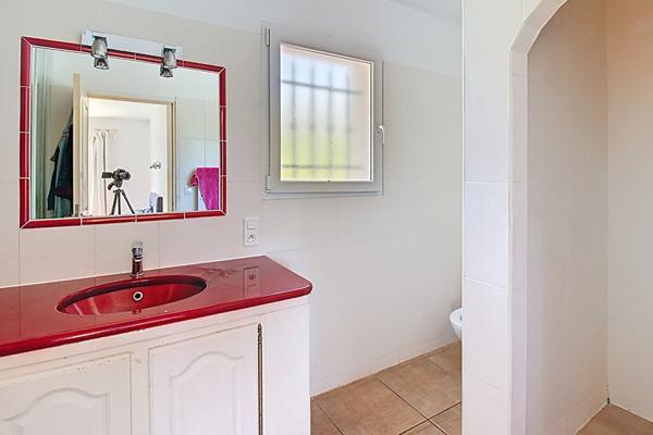 A VENDRE - Maison Draguignan 5 pièces 140 m² + 15 m² garage sur 4278 m² de jardin