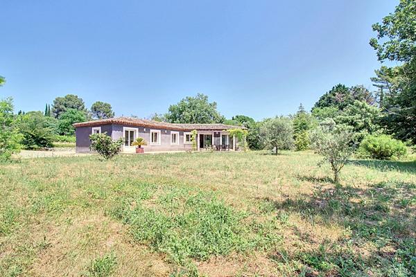 A VENDRE - Maison Draguignan 5 pièces 140 m² + 15 m² garage sur 4278 m² de jardin