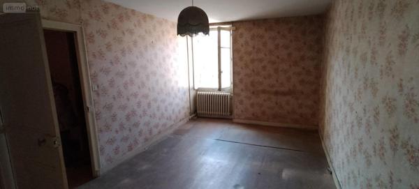 Maison de ville à vendre à Melle dans les Deux-Sèvres (79500), ref : 1685
