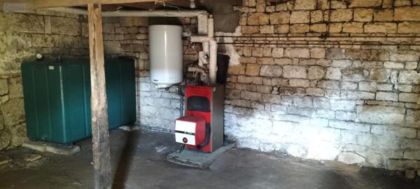 Maison de ville à vendre à Melle dans les Deux-Sèvres (79500), ref : 1685