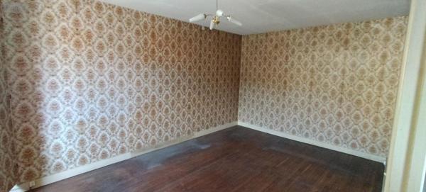 Maison de ville à vendre à Melle dans les Deux-Sèvres (79500), ref : 1685