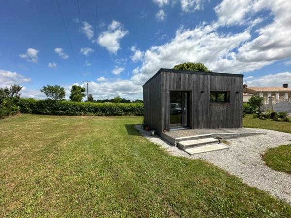 Local pro/ Bureau– Chalet autonome de 20 m²(Charente)