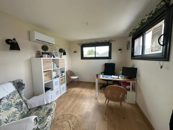 Local pro/ Bureau– Chalet autonome de 20 m²(Charente)