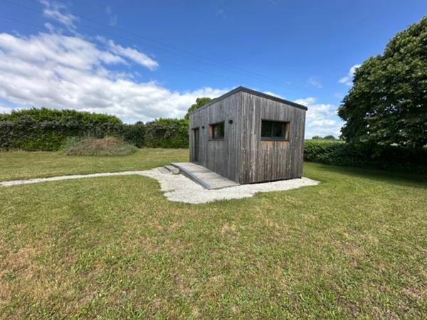 Local pro/ Bureau– Chalet autonome de 20 m²(Charente)