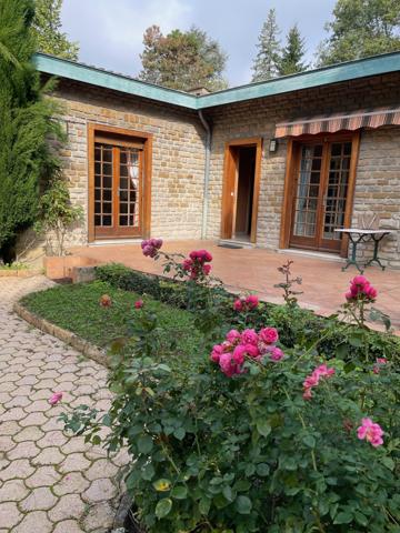 SAINT CYR AU MONT D'OR - MAISON DE 190 M2 - Agrandissement possible -TERRAIN DE 3 300 M2