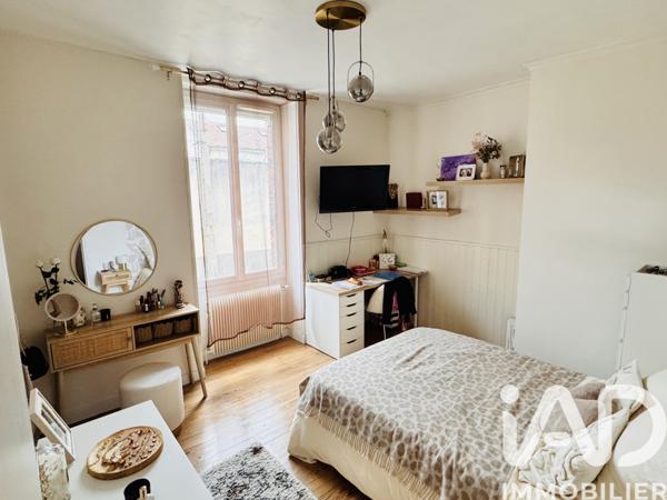 Appartement à vendre 5 pièces 115 m² Le Chambon-Feugerolles