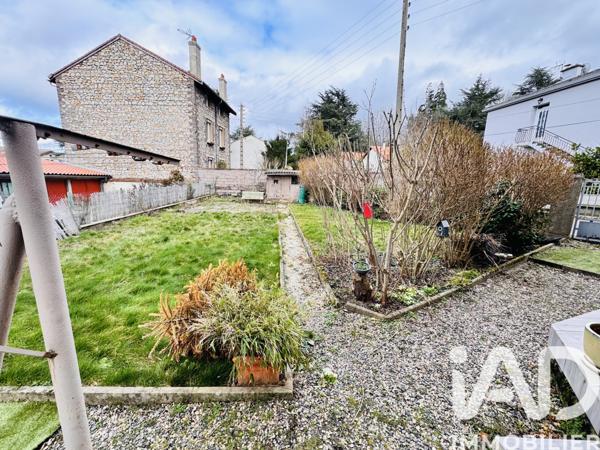 Appartement à vendre 5 pièces 115 m² Le Chambon-Feugerolles