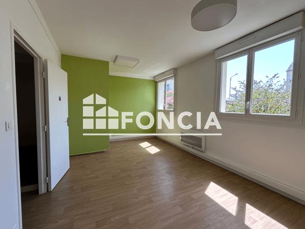 Location Local commercial 96.27 m² - 5 PLACE COLBERT Lorient 56100
