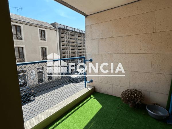 Location Appartement meublé 2 pièces 39.6 m² - 6 RUE LAFAYETTE La Roche Sur Yon 85000